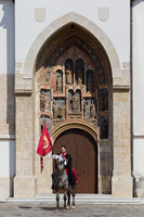 Počasna straža ispred crkve svetog Marka, Zagreb/Hrvatska