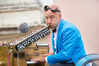 One man band "Druckluft Orchester" nastupa na Špancirfestu, Varaždin/Hrvatska