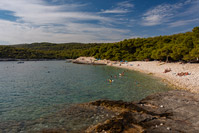 Popularna plaža Srebrena, otok Vis, Dalmacija/Hrvatska