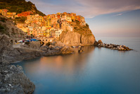 Zalazak iznad mjesta Manarola, Nacionalni Park Cinque Terre, Ligurija/Italija