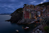 Riomaggiore još spava, Nacionalni Park Cinque Terre, Ligurija/Italija